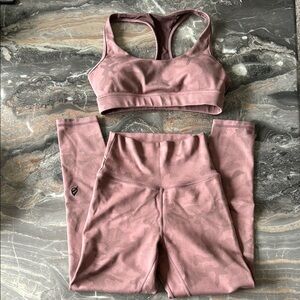 P’tula Camouflage Sports Bra and Leggings Set